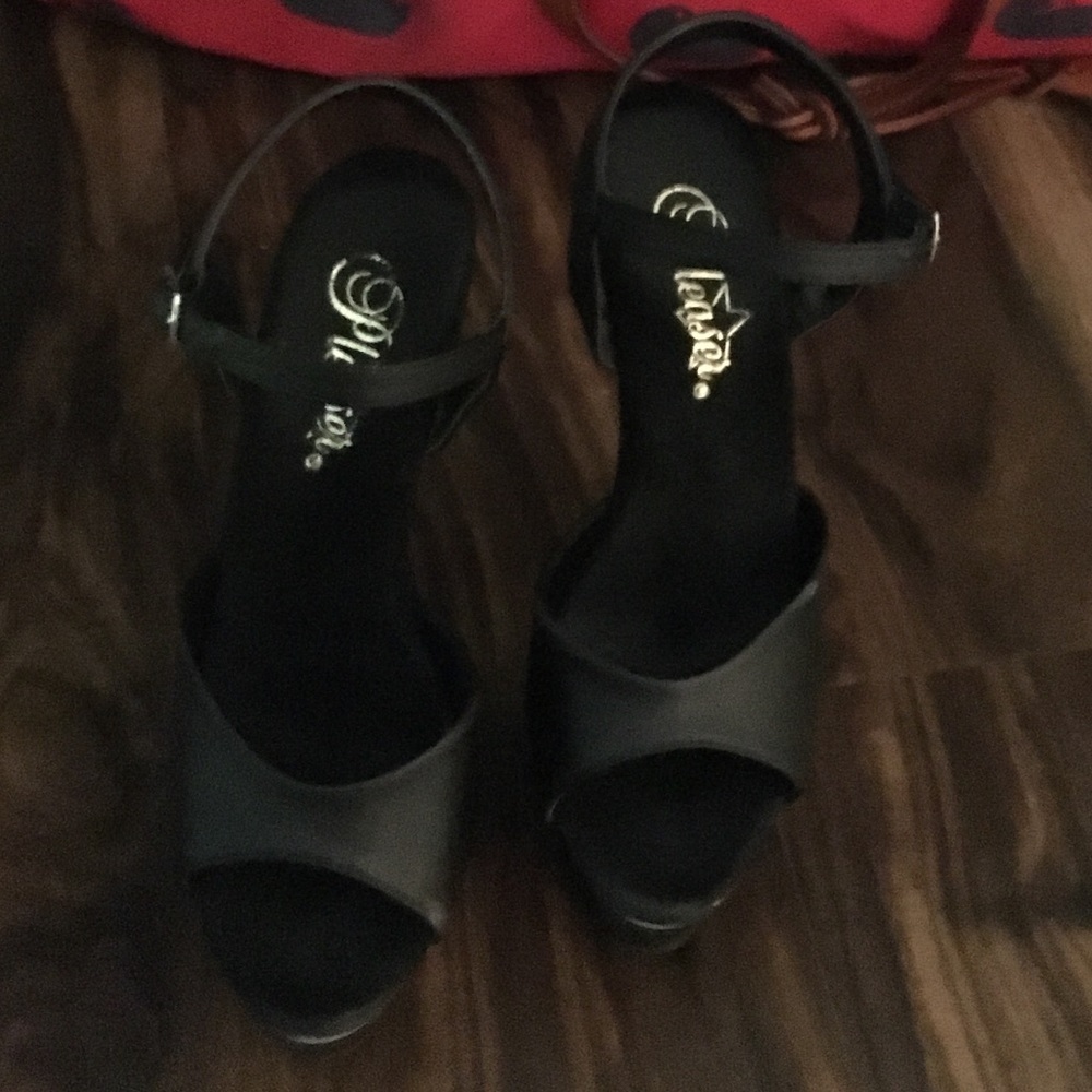 Pleaser Adore 6”